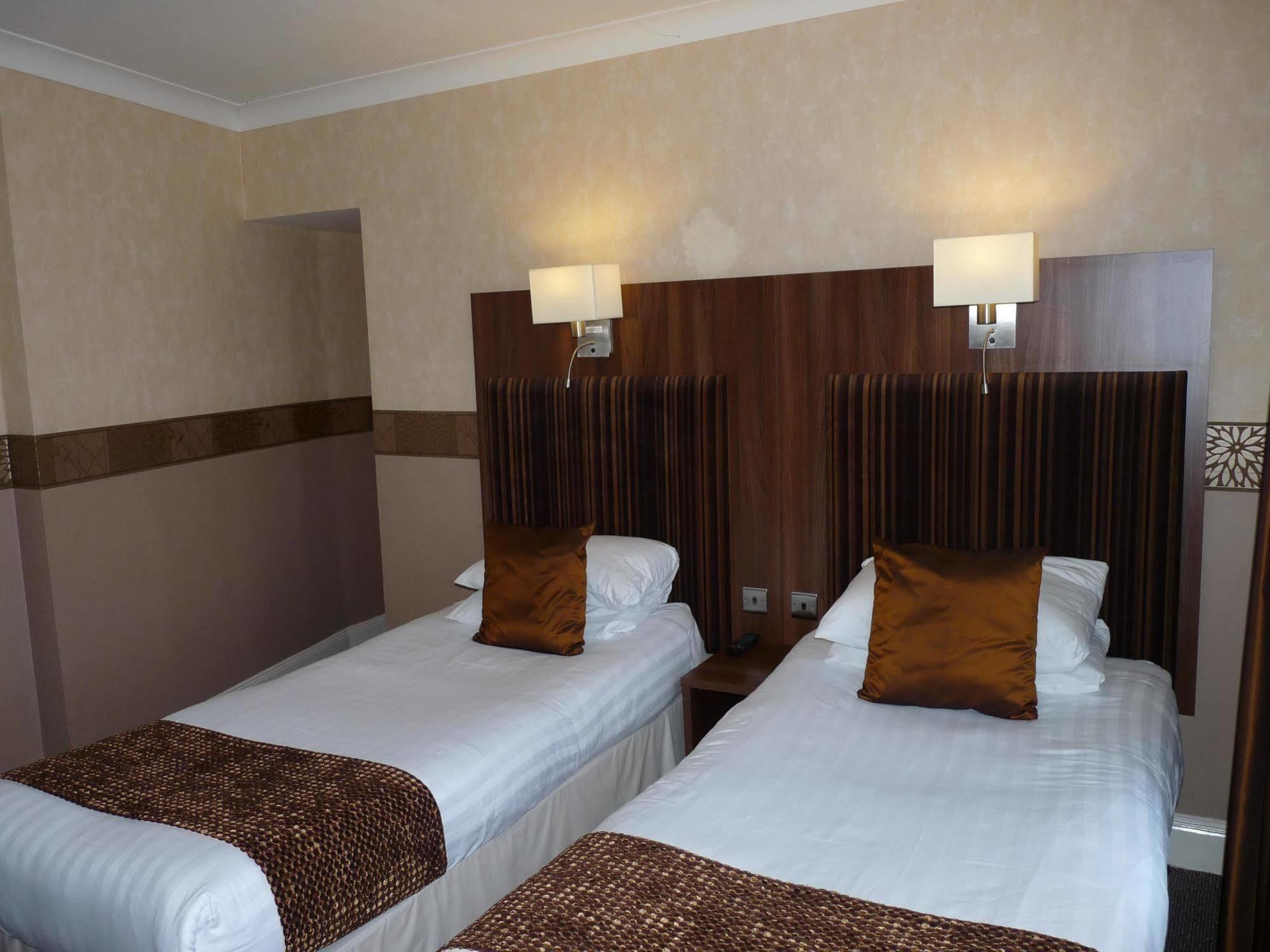 The Park Hotel Dunoon Exterior photo
